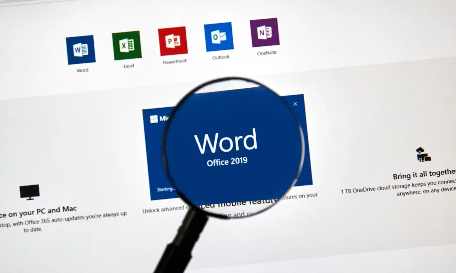 Microsoft reminds about the end of support for Office 2016 and Office 2019.